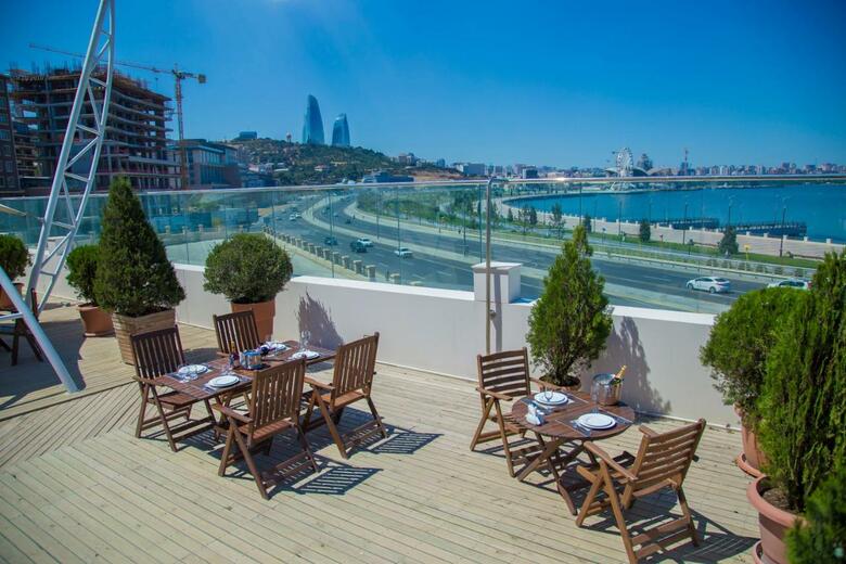 Hotel Golden Coast