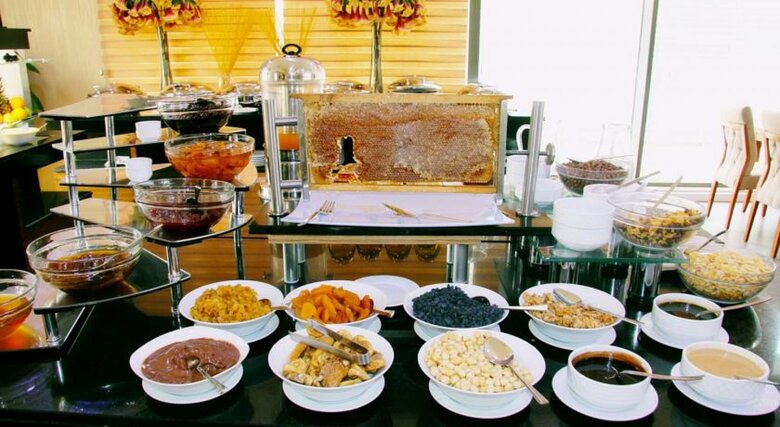 Divan Express Baku Hotel