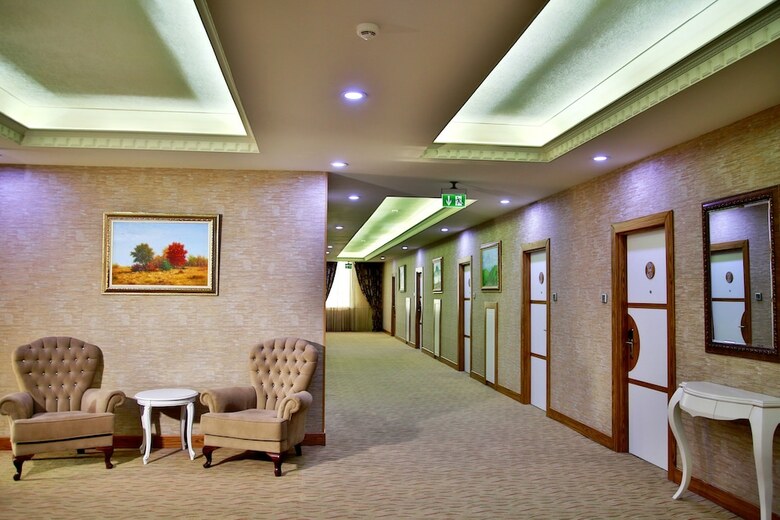 Divan Express Baku Hotel