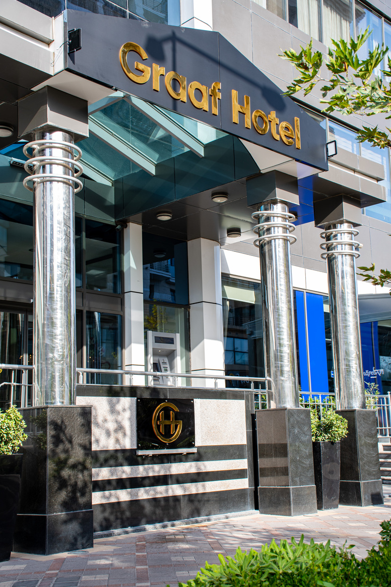 Divan Express Baku Hotel
