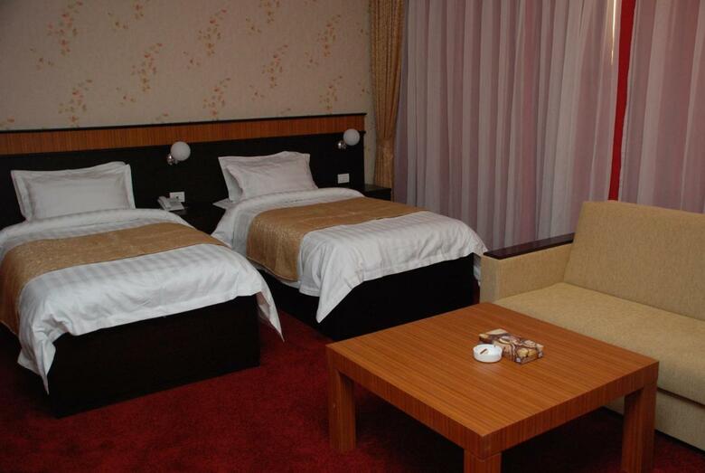 Alp Inn Hotel