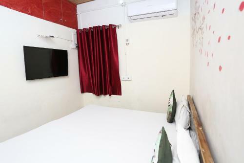 Spot On 43140 Classic Homestay
