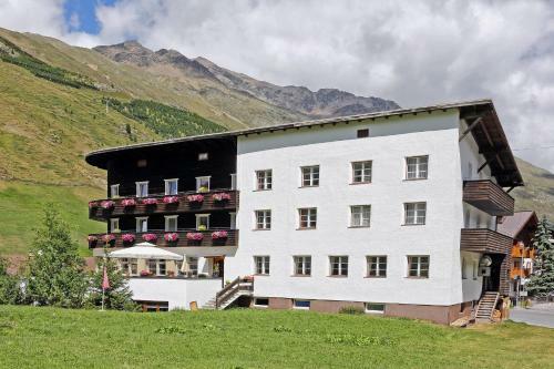 Hotel Berghotel-gasthof Gstrein