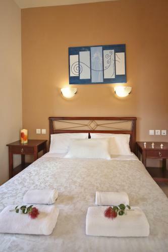 Nikos Apartments