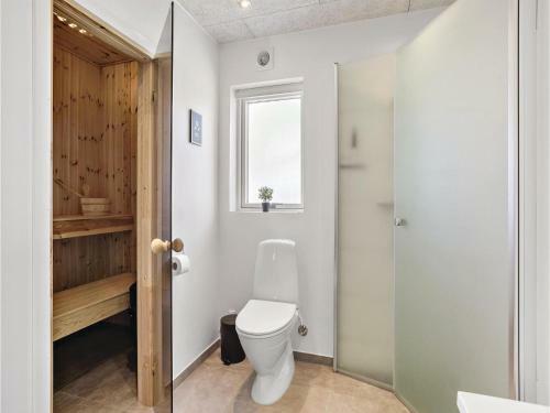 Four-bedroom Holiday Home In Haderslev