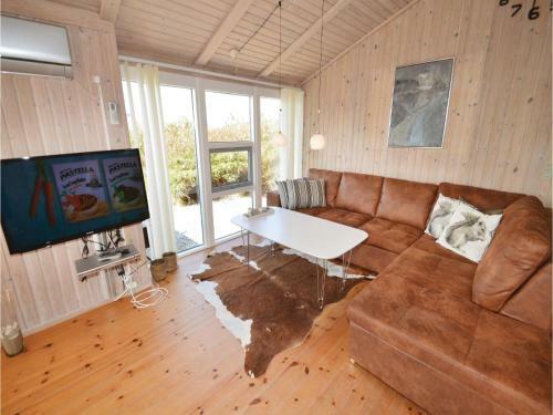Four-bedroom Holiday Home In Hjorring