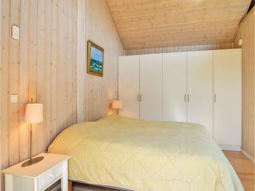 Five-bedroom Holiday Home In Lokken