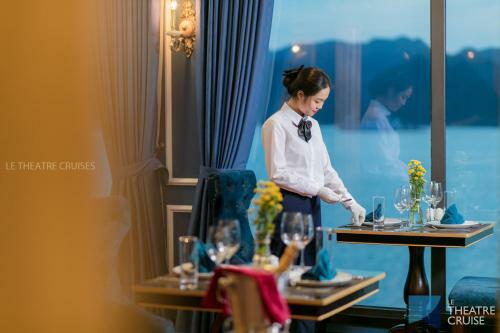 Le Theatre Cruises - Wonder On Lan Ha Bay