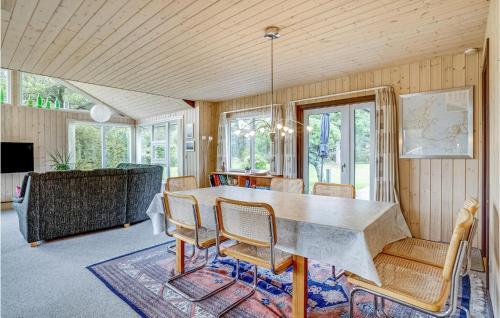 Four-bedroom Holiday Home In Blavand