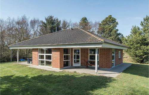 Three-bedroom Holiday Home In Blavand