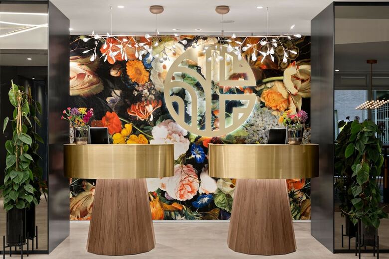 Hotel NH Collection Amsterdam Flower Market