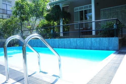 Visal Bungalows