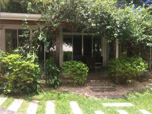 The Breeze Hotel & Villas