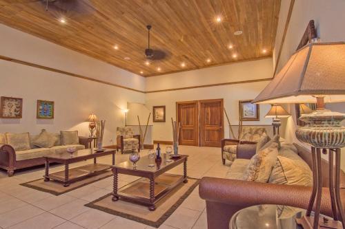 Hotel Crocodile Bay Resort