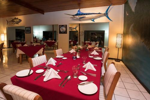 Hotel Crocodile Bay Resort