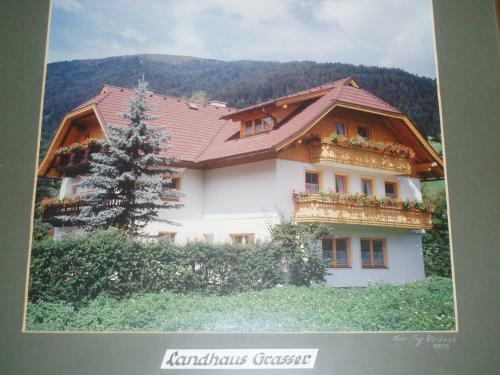 Hostal Appartement Pension Grasser