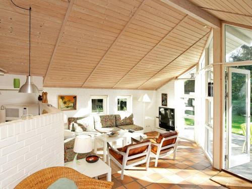 Five-bedroom Holiday Home In Humble 1
