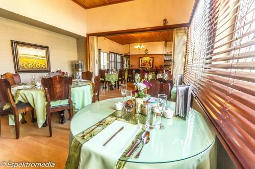 Hostal De Herberg Lodge