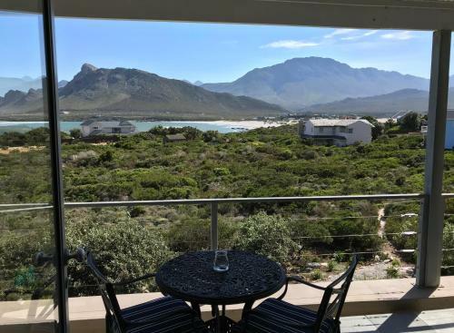 Hostal Moonstruck On Pringle Bay Guesthouse