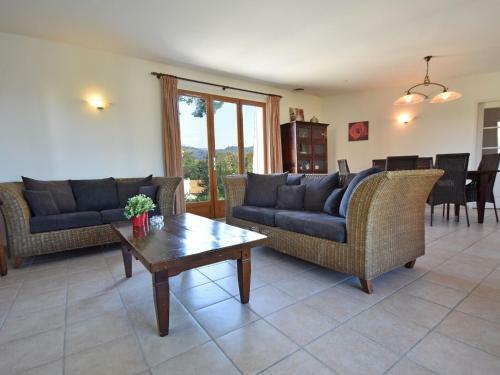 Spacious Holiday Home In Escales With Private Swimming Pool