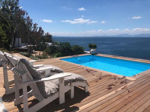 Rocklands Seaside Bed And Breakfast
