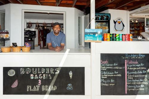 Bed & Breakfast Boulders Beach Lodge And Restaurant