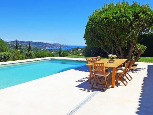 Holiday Home Les Arbousiers
