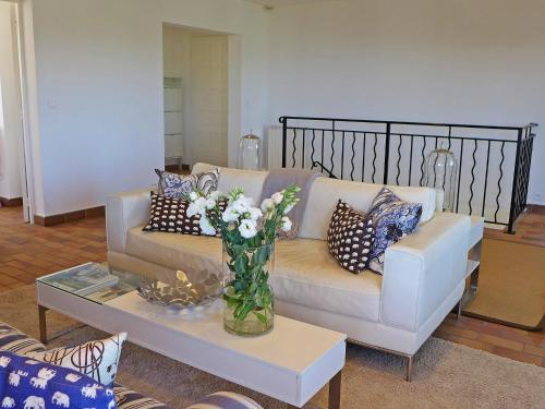 Holiday Home Les Arbousiers