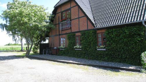 �lholm Cottage