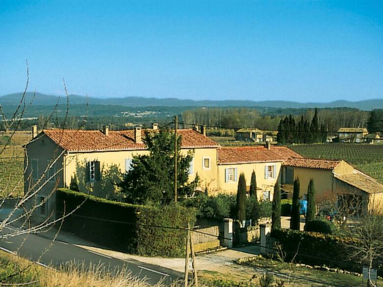Holiday Home Les Vignes (mbe100)