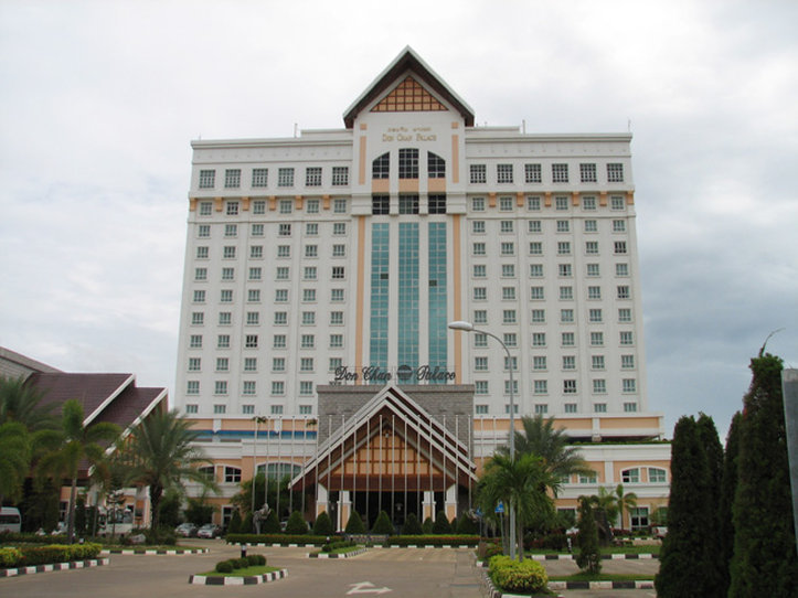 Hotel Don Chan Palace