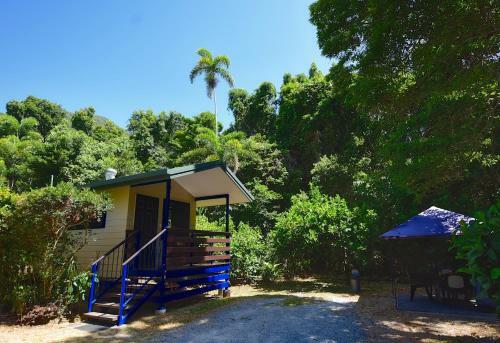 Thornton Beach Bungalows Daintree