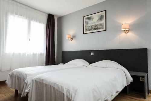 Hotel H�tel Restaurant Les Bruy�res