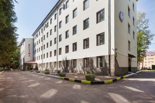 Regina Petrovsky Hotel