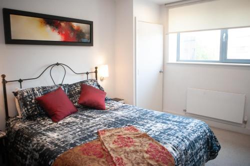 Modern 1 Bedroom Apartment In The City Centre