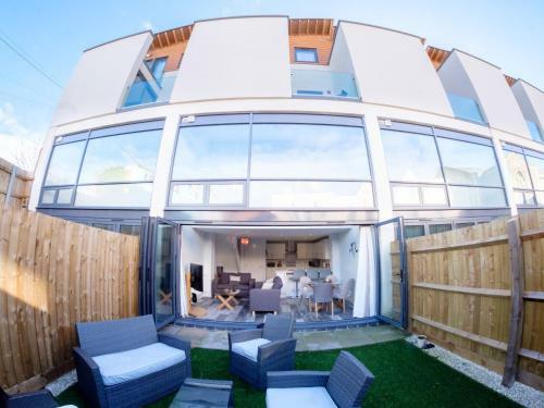 Winton Townhouse