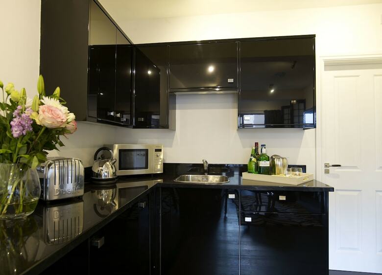 Apartamentos Strozzi Palace Suites By Mansley