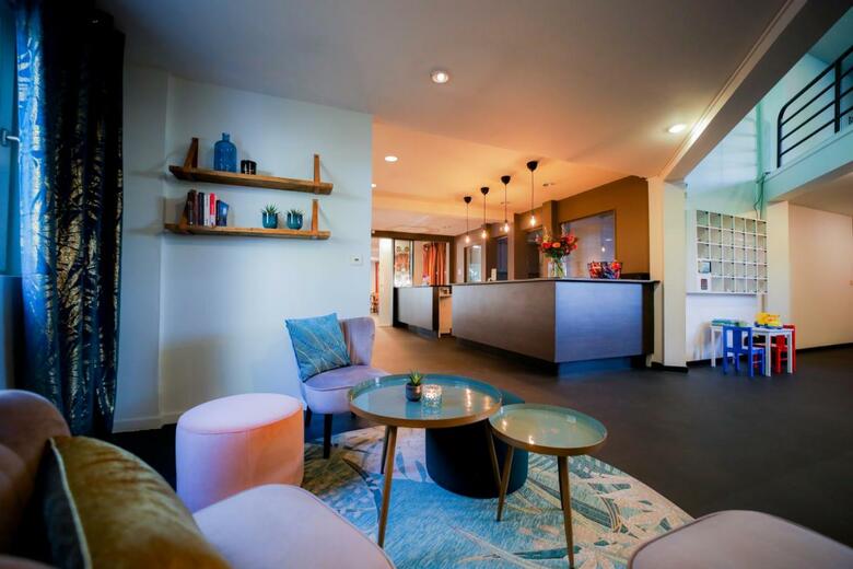 Hotel Bhotels