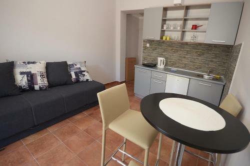 Apartments Dakovic