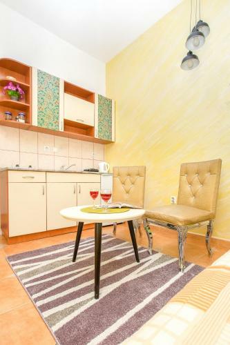 Apartments Vukotic I
