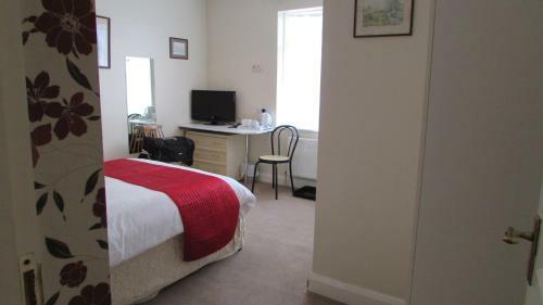 Hostal Rhondda Bed And Breakfast