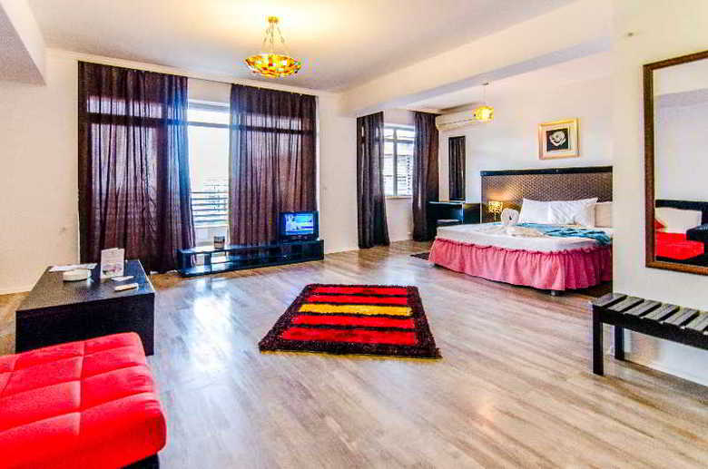 Aparthotel Phoenicia Holiday Resort