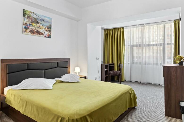 Lina Hotel