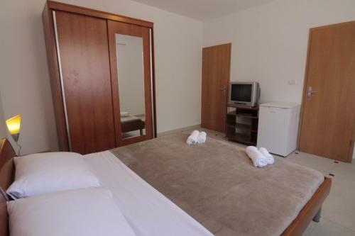 Apartamentos Studios & Rooms Fiesta