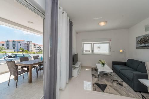 Apartamento Medima, Luxury Ap. With Private Pool