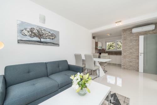 Apartamento Medima, Luxury Ap. With Private Pool
