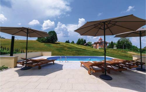 Four-bedroom Holiday Home In Starjak