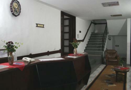 Hostal Pensiunea Tranzit