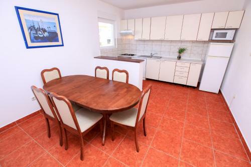 Apartments Gabrijela - Villa Komarna