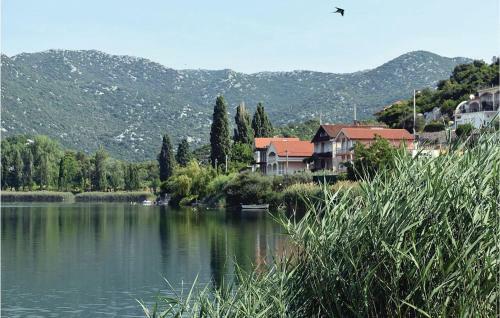 Apartment Bacinska Jezera With Lake View IX
